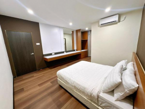 STAR HOTEL